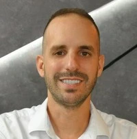 פרופיל-Liron-Kameo-e1741086065242